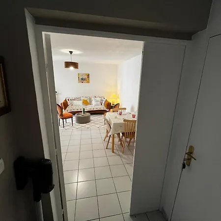 Le Duo Port Marianne - Parking Apartman *